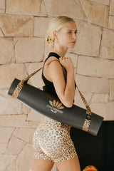 Carry Strap Leopard
